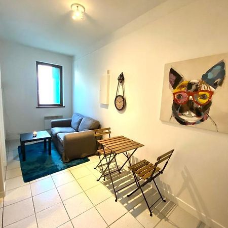 Charmant Studio Avec Acces Internet Au Centre Ville Apartment Руан Екстериор снимка
